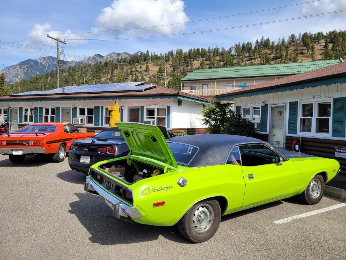 Lido Motel Radium Hot Springs Zewnętrze zdjęcie
